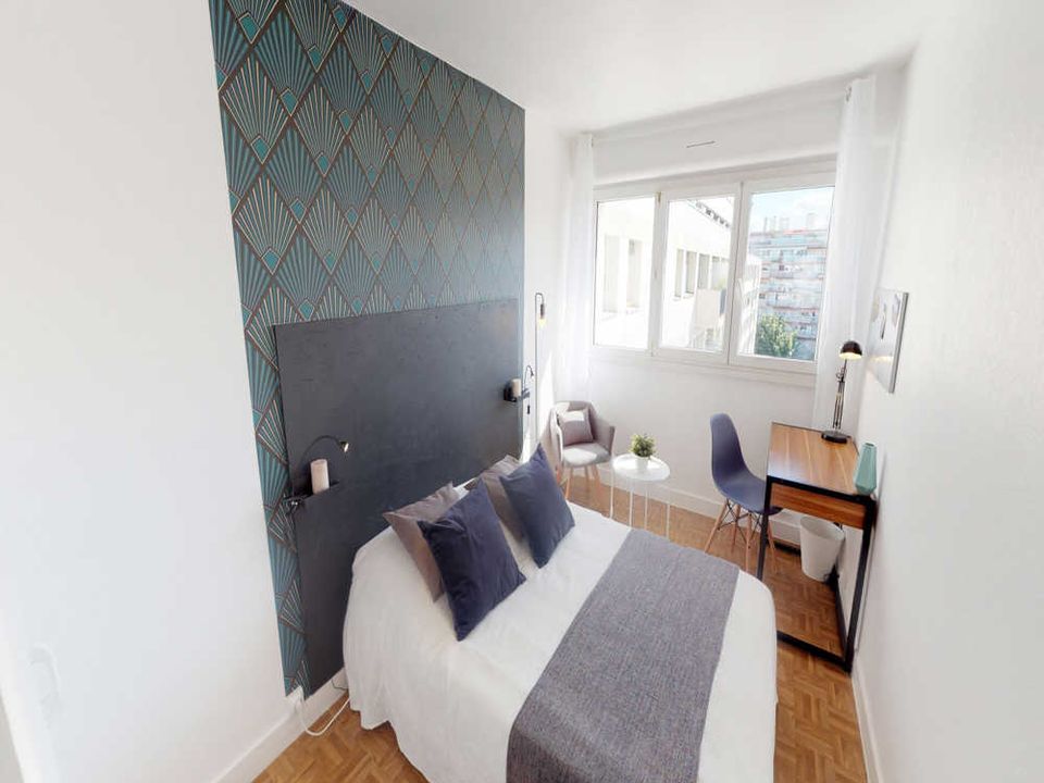 Apartment in Paris, Paris - photo 2