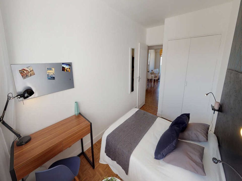 Apartment in Paris, Paris - photo 3