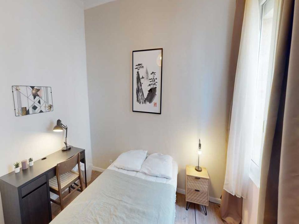 Apartment in Bordeaux, Gironde - photo 3