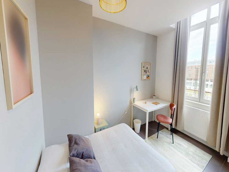 Apartment in Lyon, Rhone - photo 1