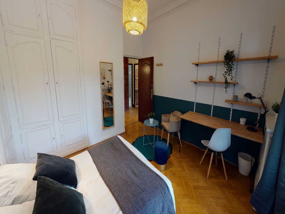 Apartment in Toulouse, Haute-Garonne - photo 2