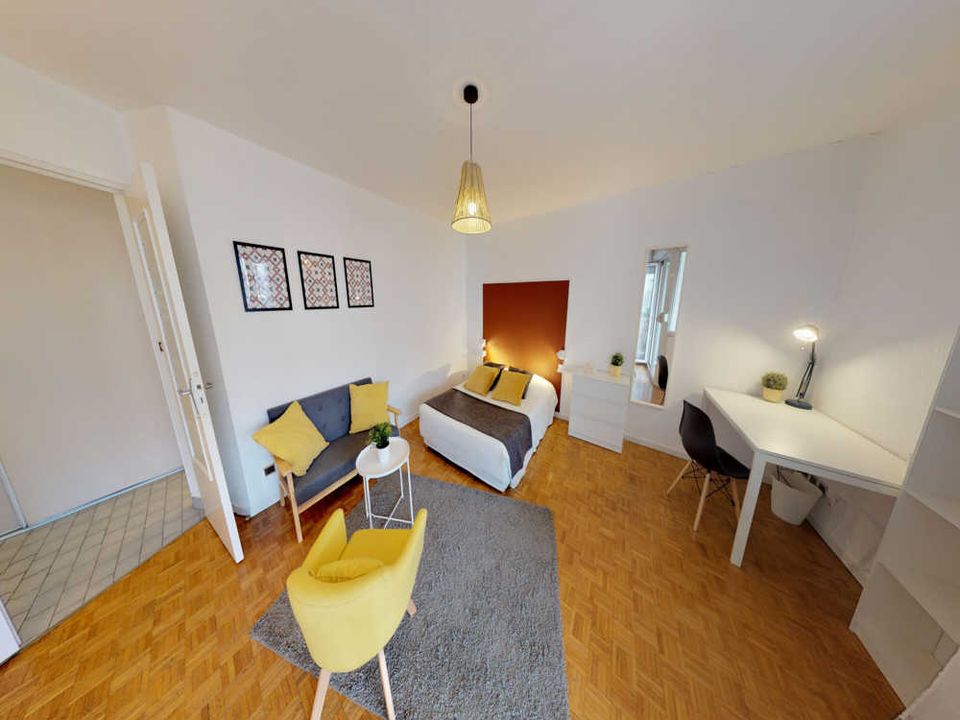 Apartment in Lyon, Rhone - photo 5