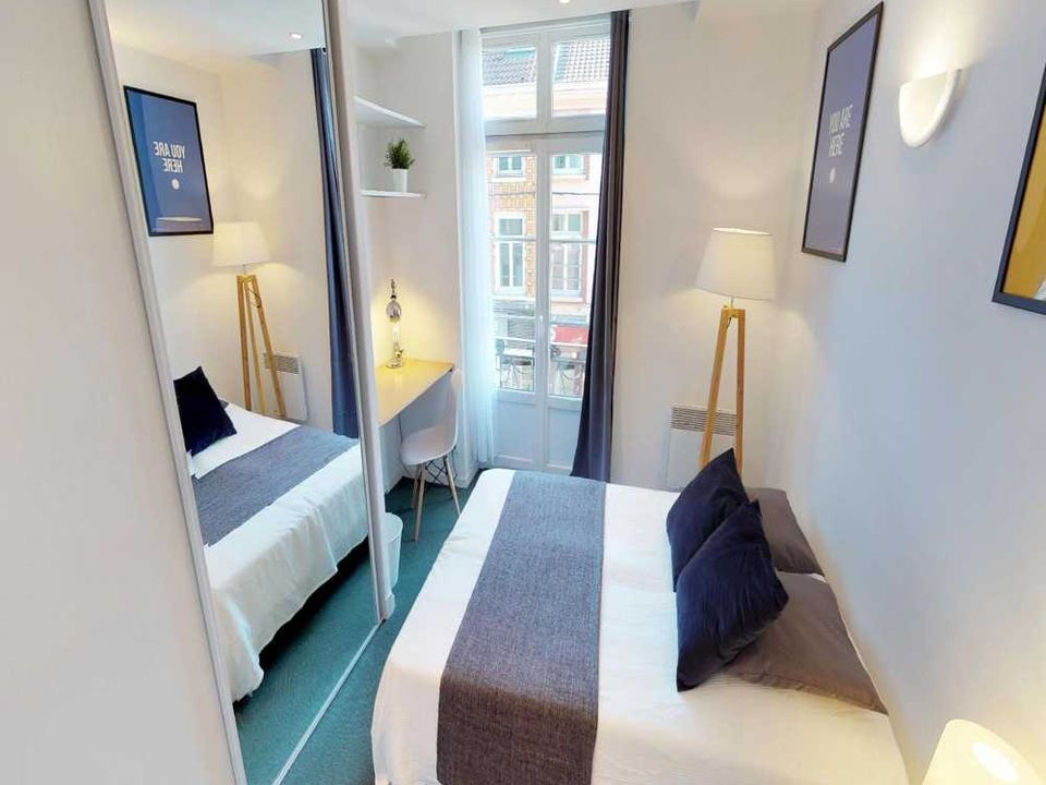 Apartment in Lille, Nord - photo 1