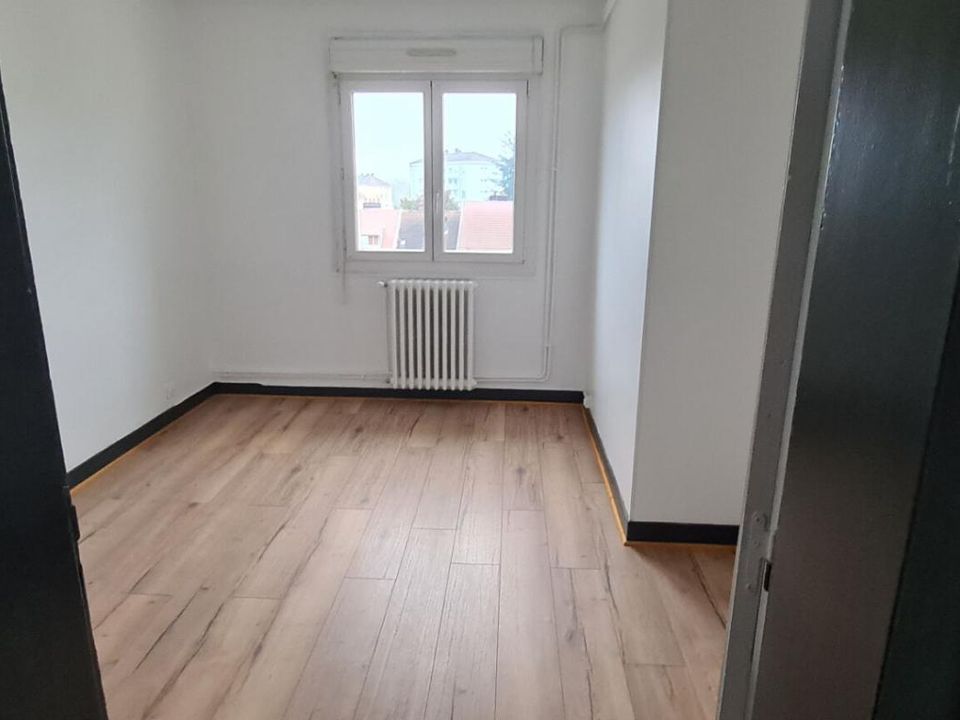 Apartment in Gray, Haute-Saone - photo 4