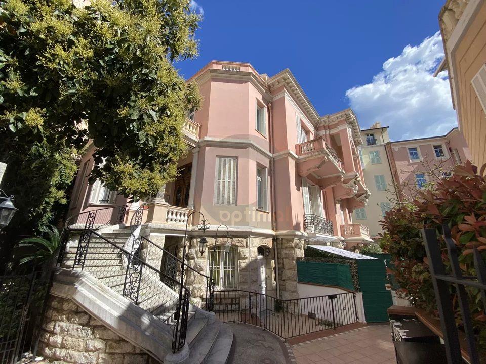 Lejlighed i Menton, Alpes-Maritimes - foto 1