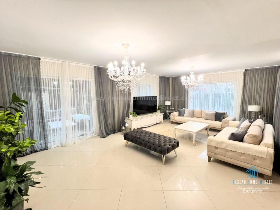 Villa a Saint-Jean-D'Avelanne, Isere - foto 1