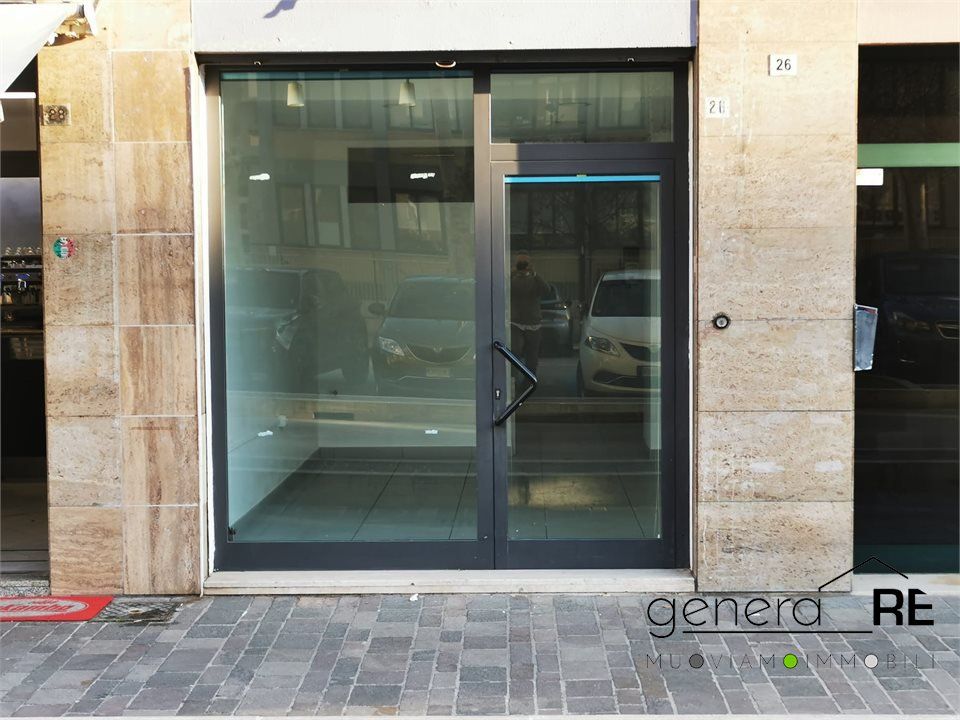 Erhvervsejendom i Pescara, Pescara - foto 1