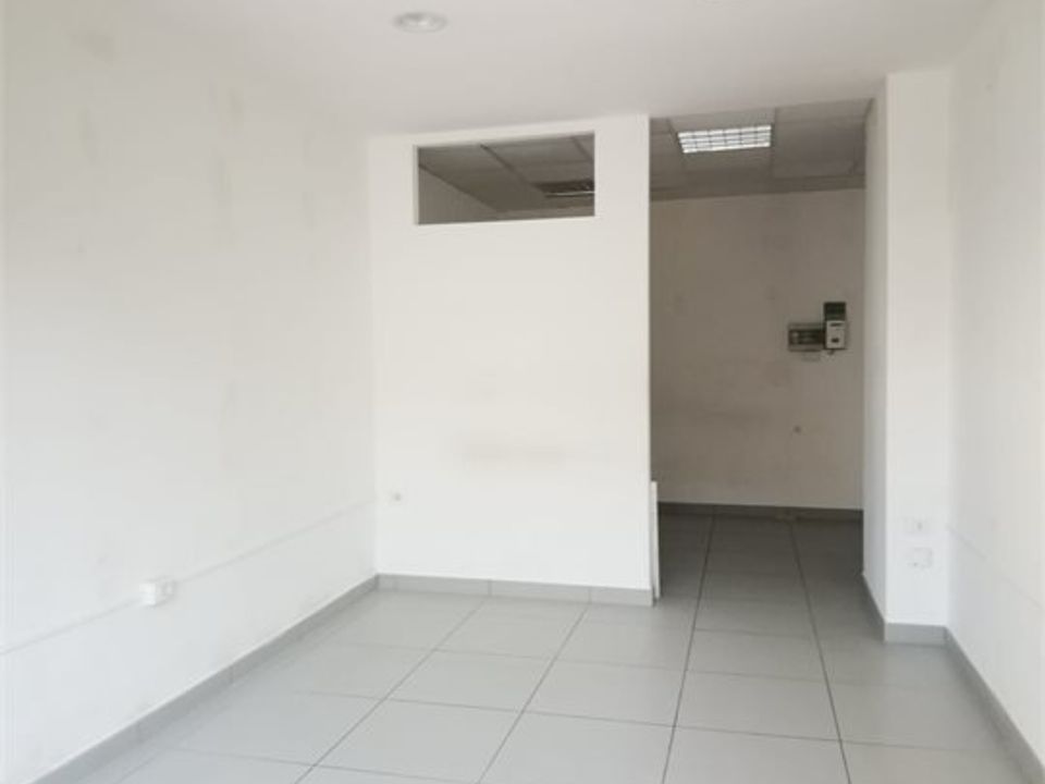 Erhvervsejendom i Pescara, Pescara - foto 4