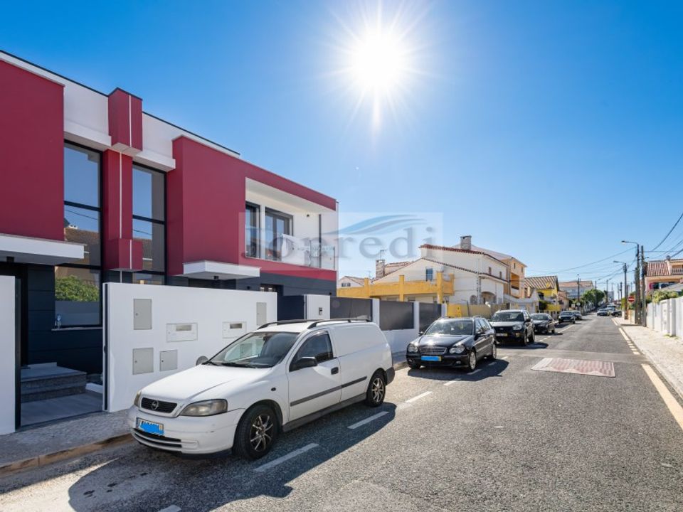 Byhus i Sao Domingos de Rana, Lisbon - foto 2