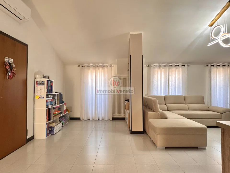 Lejlighed i Lonigo, Vicenza - foto 3