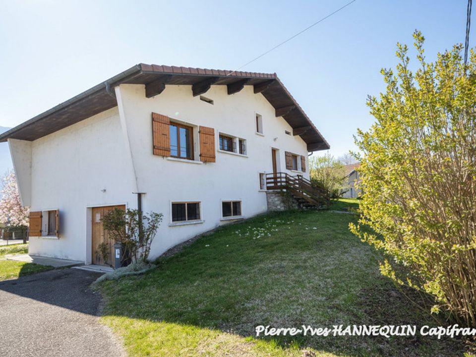 Villa i Gilly-sur-Isère, Savoie - foto 1