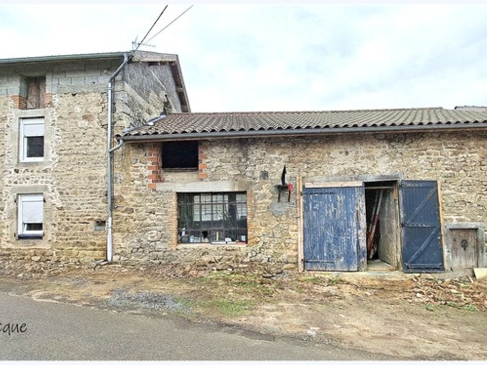 Villa i Celles-sur-Durolle, Puy-de-Dome - bilde 1