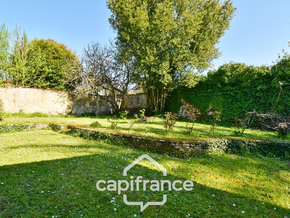 Villa a Saint-Jean-d'Angely, Charente-Maritime - foto 2
