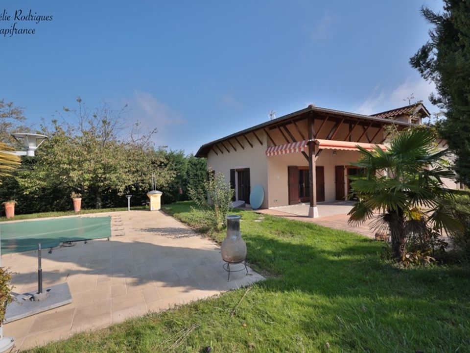 Villa en Saint-Cyr-sur-Menthon, Ain - foto 2