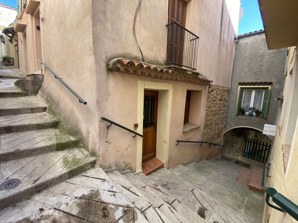 Lejlighed i Berre-les-Alpes, Alpes-Maritimes - foto 3