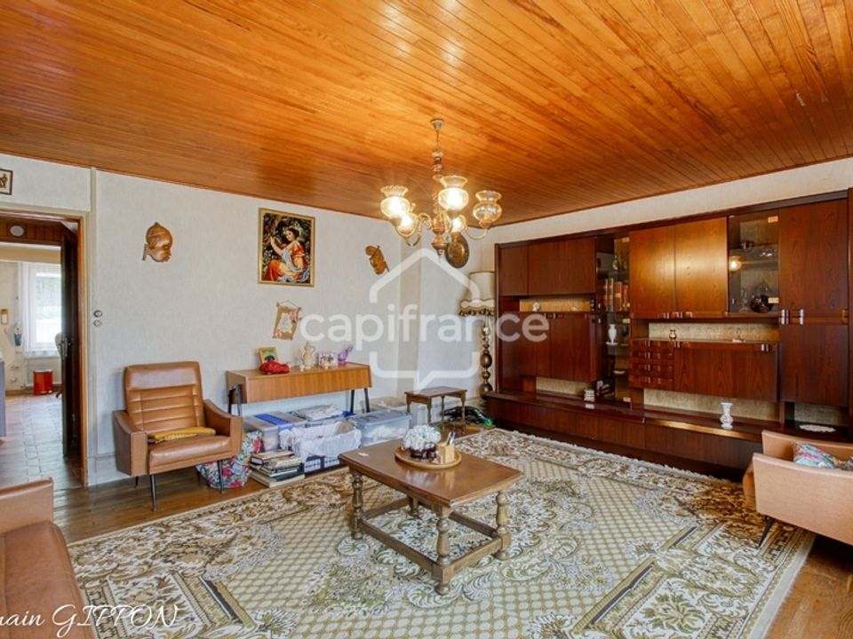 Villa in Vannes-Le-Chatel, Meurthe-et-Moselle - photo 2