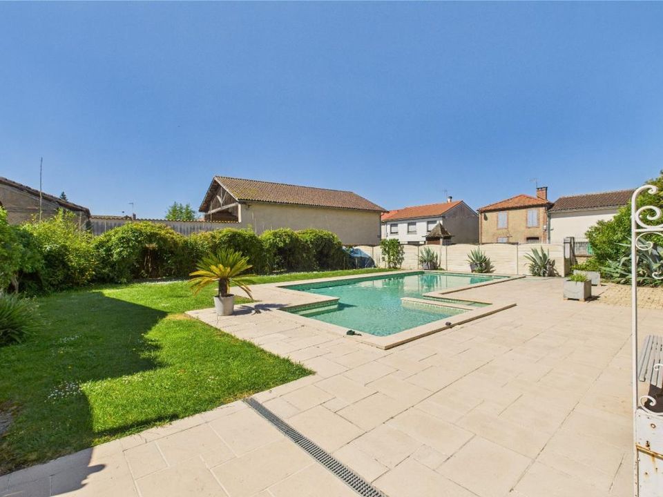 Villa i Aire-sur-l'Adour, Landes - foto 1