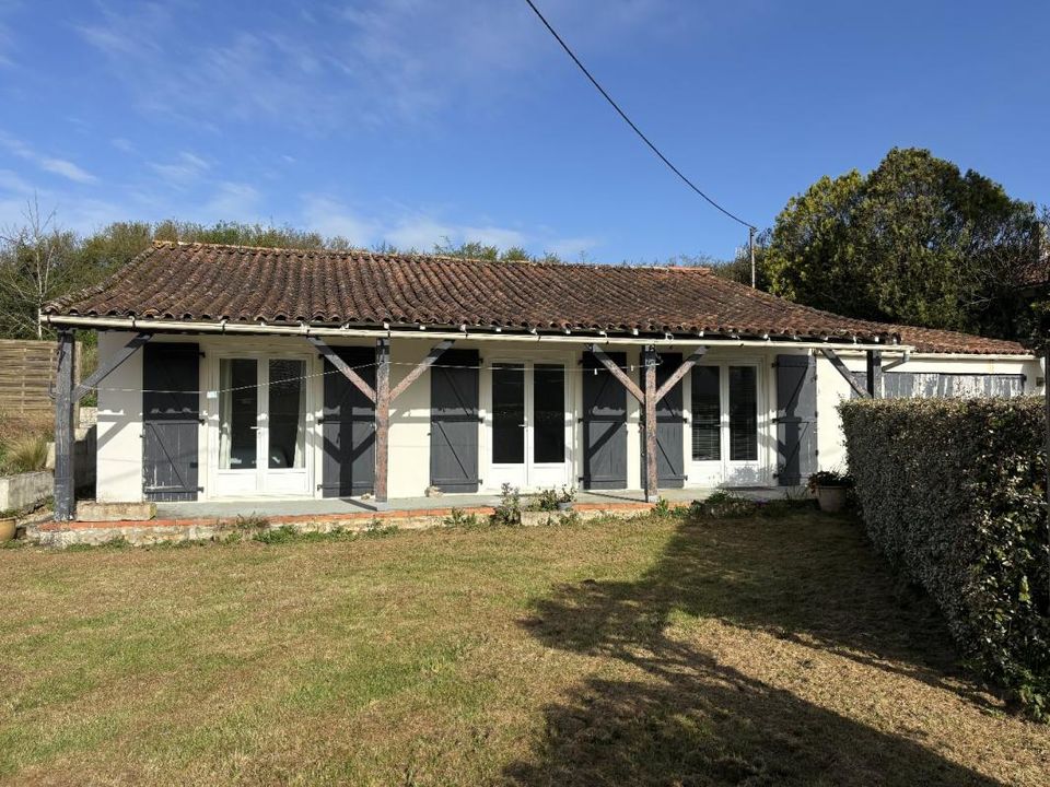 Villa i Genouille, Vienne - foto 1