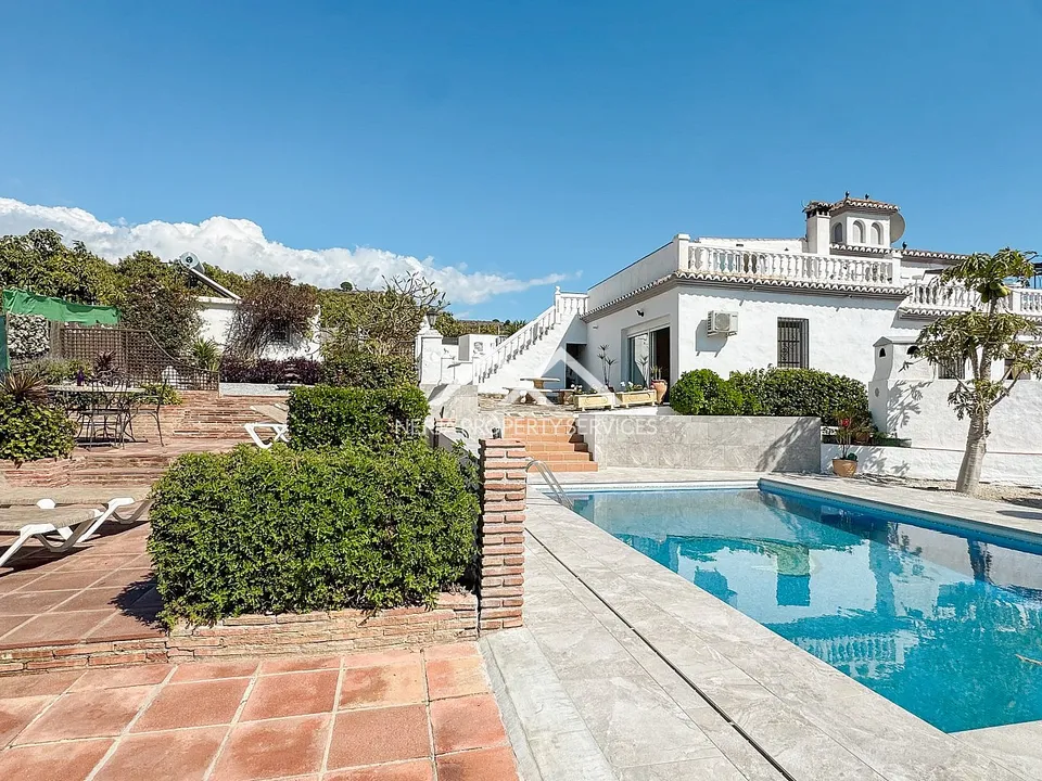 Villa i Nerja, Malaga - bilde 1