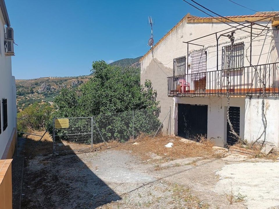 Helårsgrund i Olivares, Granada - foto 2