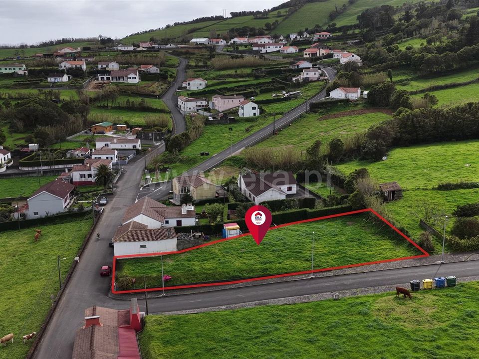 Helårsgrund i Horta, Faial - foto 4