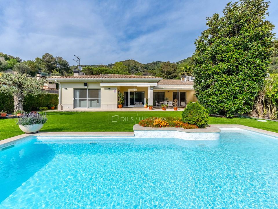 Villa i Teia, Barcelona - foto 1