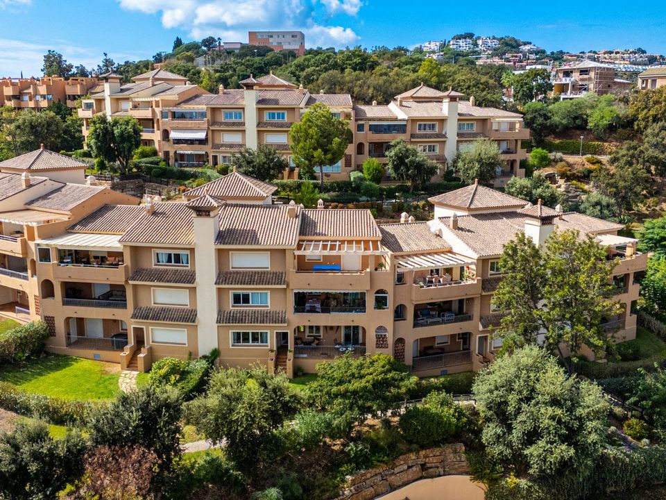 Lejlighed i Elviria Hills, Malaga - foto 3