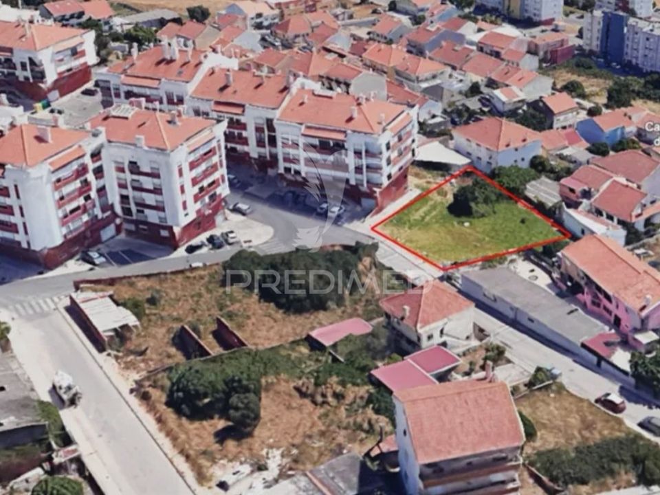 Helårsgrund i Amadora, Lisbon - foto 2