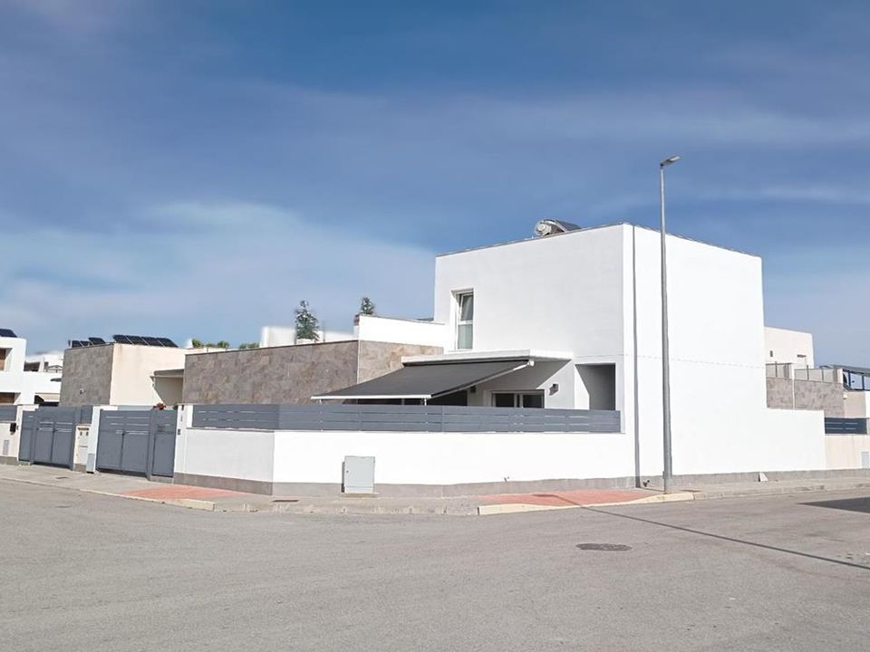 Villa i Daya Vieja, Alicante - foto 1