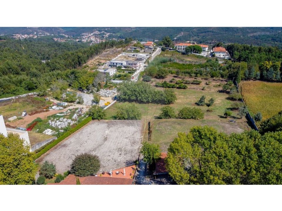 Helårsgrund i Gondomar, Porto - foto 1