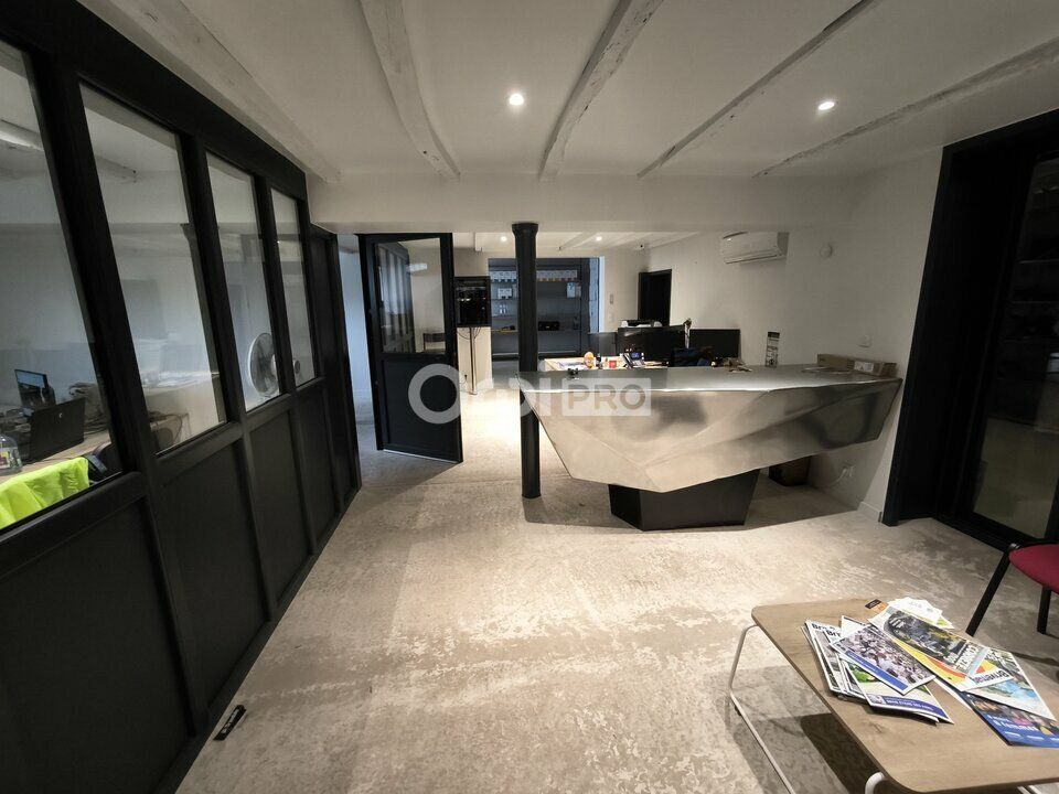 L'establiment comercial a Brive-la-Gaillarde, Correze - foto 1