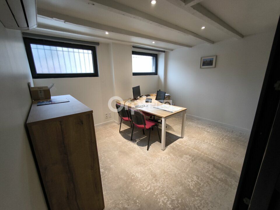 L'establiment comercial a Brive-la-Gaillarde, Correze - foto 2