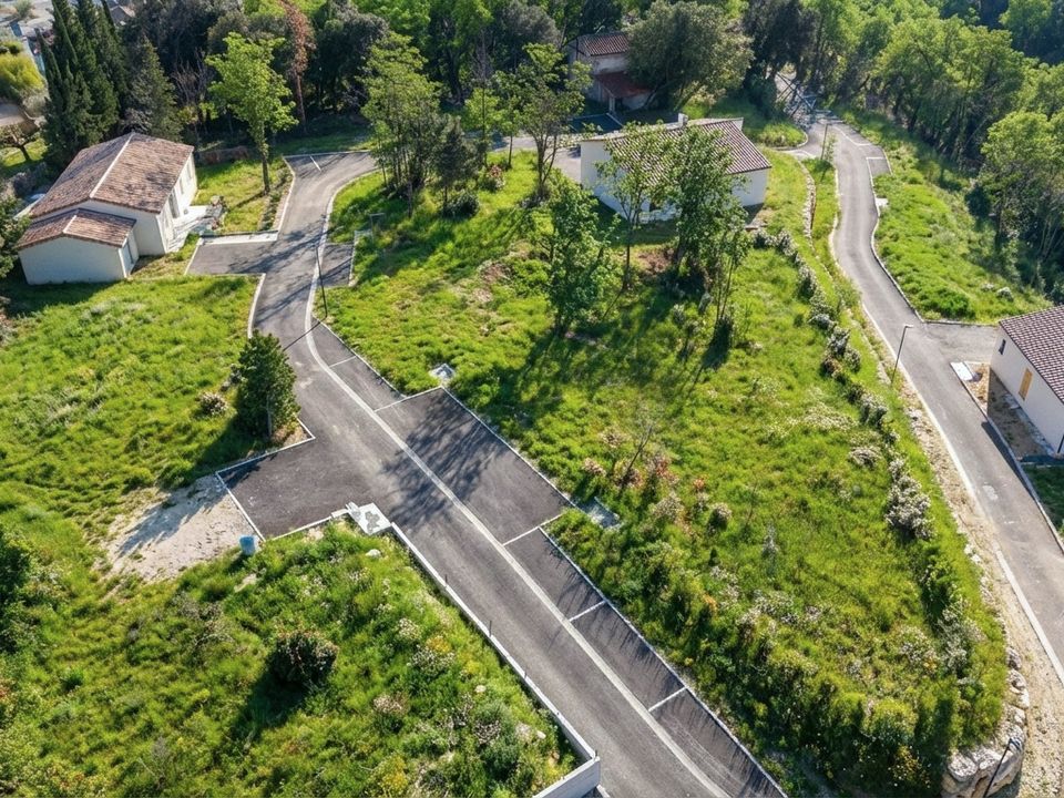 Helårsgrund i Bourg-Saint-Andéol, Ardeche - foto 2