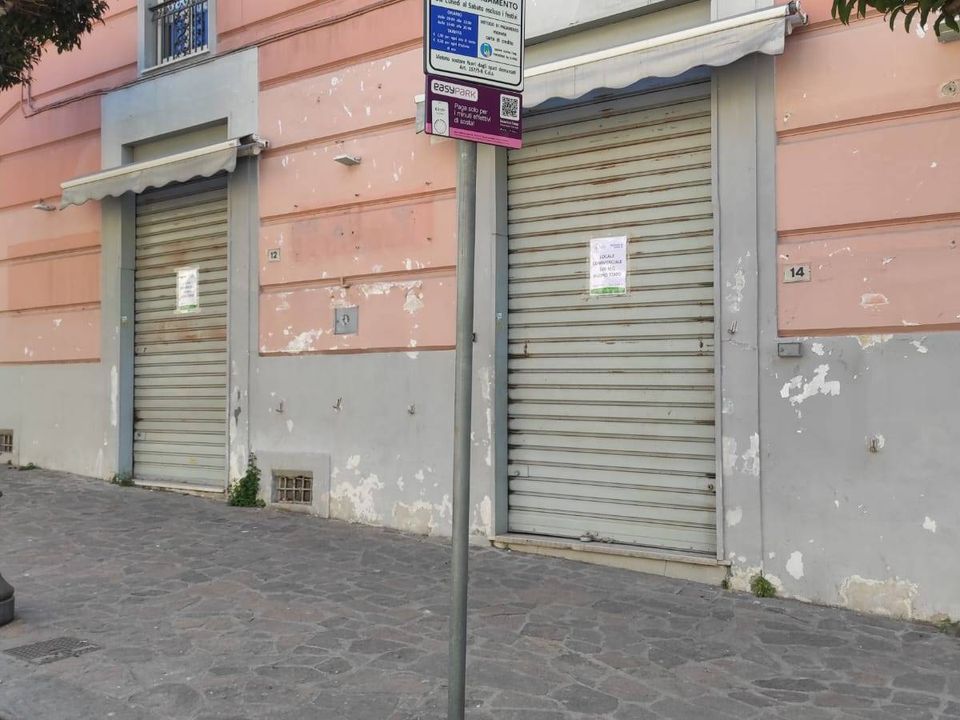 Local commercial - Maddaloni, Caserta - photo 1