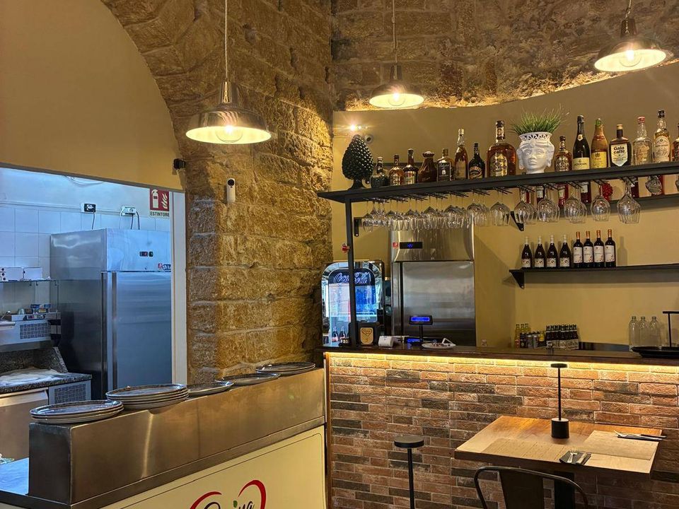 Erhvervsejendom i Palermo, Palermo - foto 1