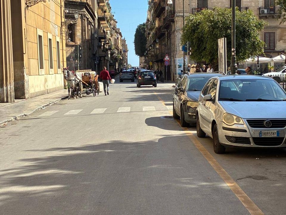 Erhvervsejendom i Palermo, Palermo - foto 2