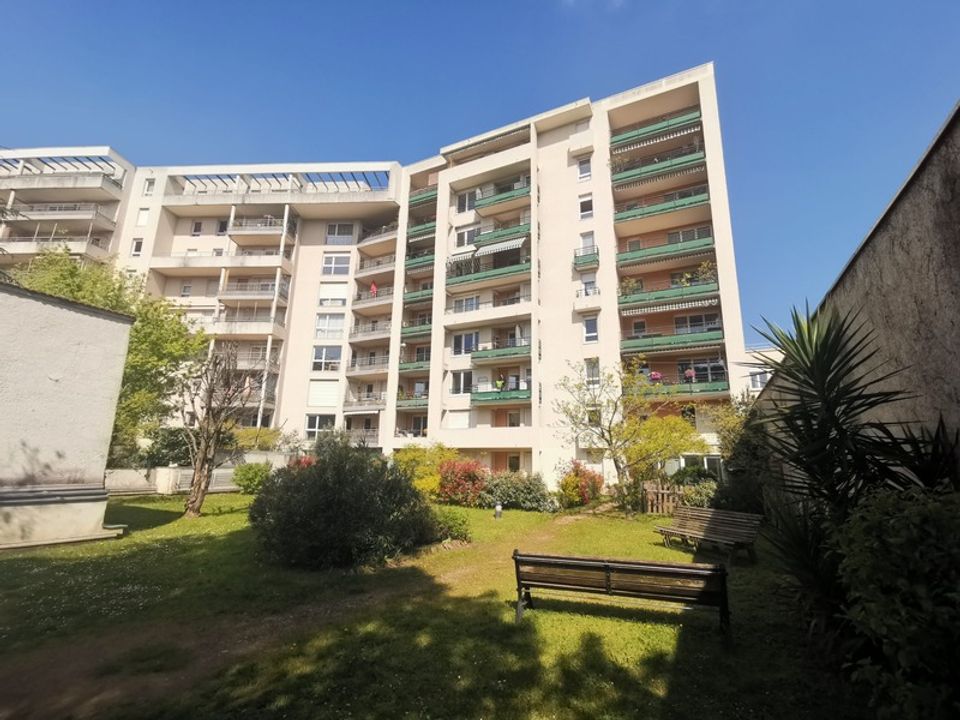 Lejlighed i Villeurbanne, Rhone - foto 2