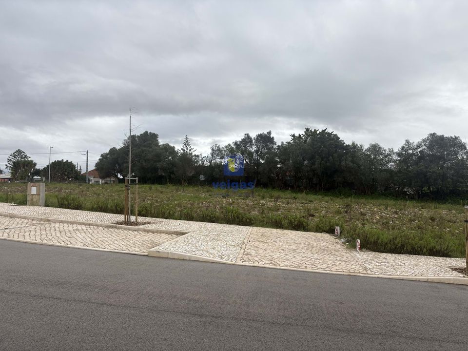 Helårsgrund i Rio de Mouro-Estacao, Lisbon - foto 5