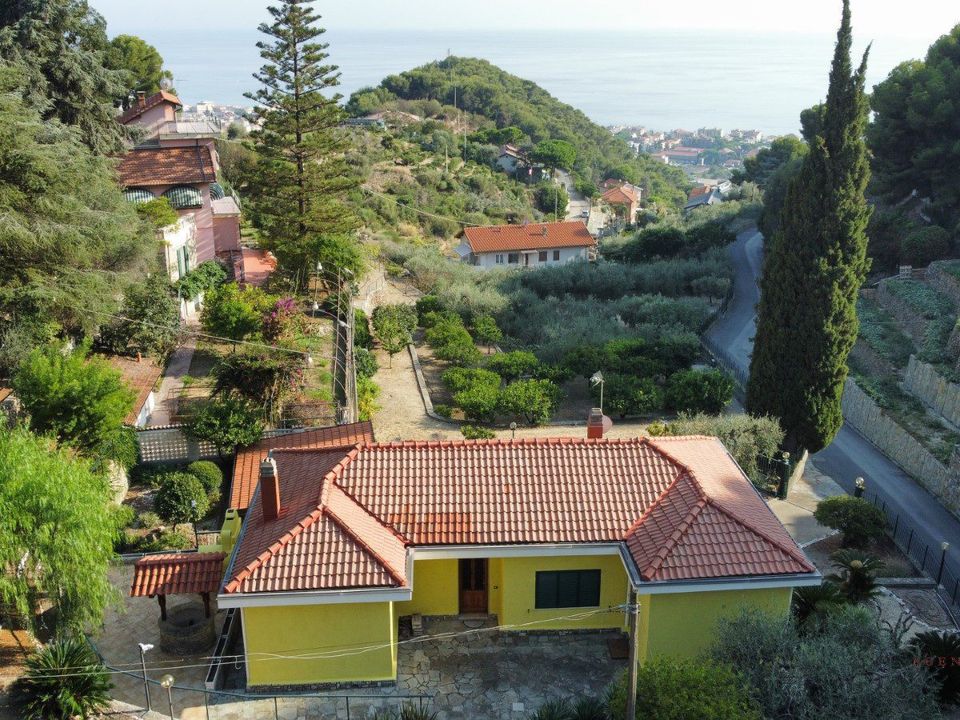 Villa i Bordighera, Imperia - foto 1