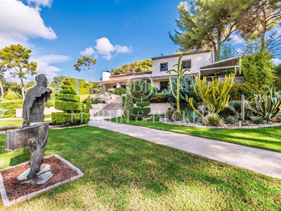 Villa a Biot, Alpes-Maritimes - foto 1