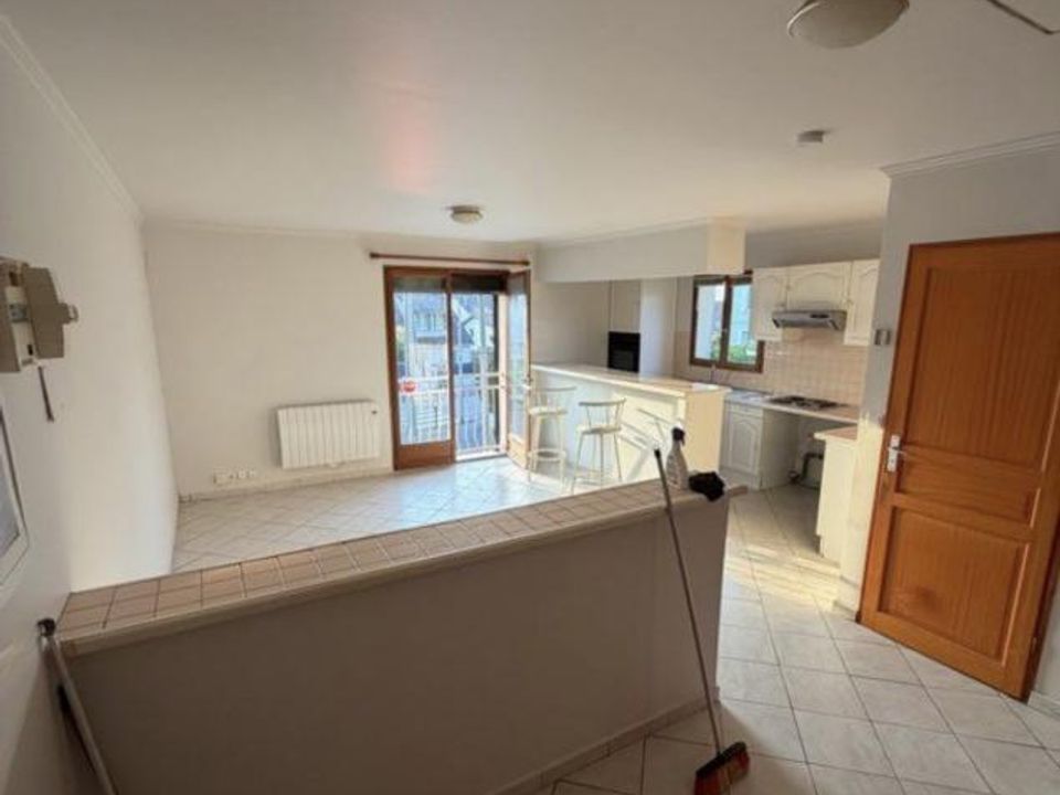 Apartment in Villeparisis, Seine-et-Marne - photo 1