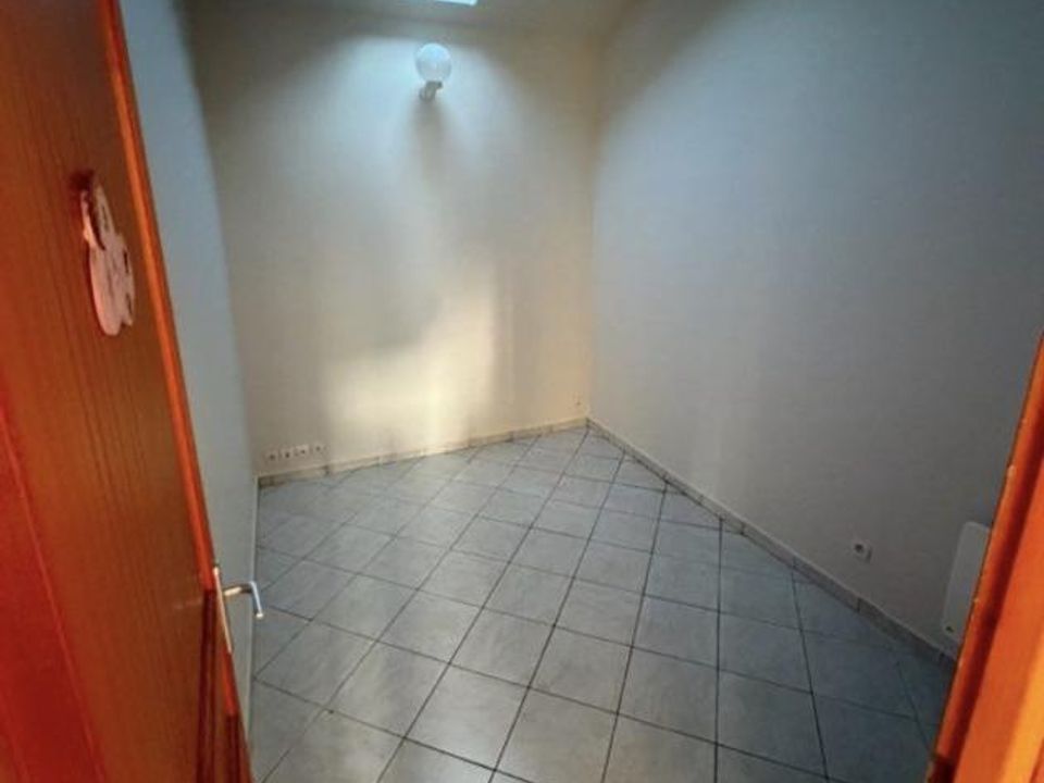 Apartment in Villeparisis, Seine-et-Marne - photo 3