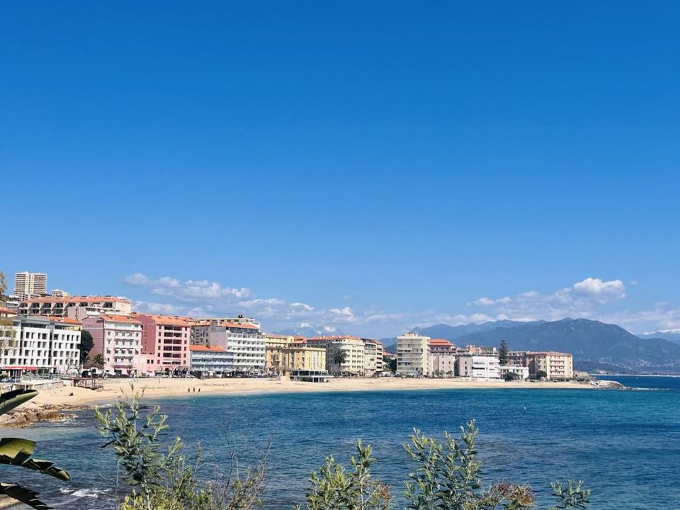 Lejlighed i Ajaccio, Corse-du-Sud - foto 1