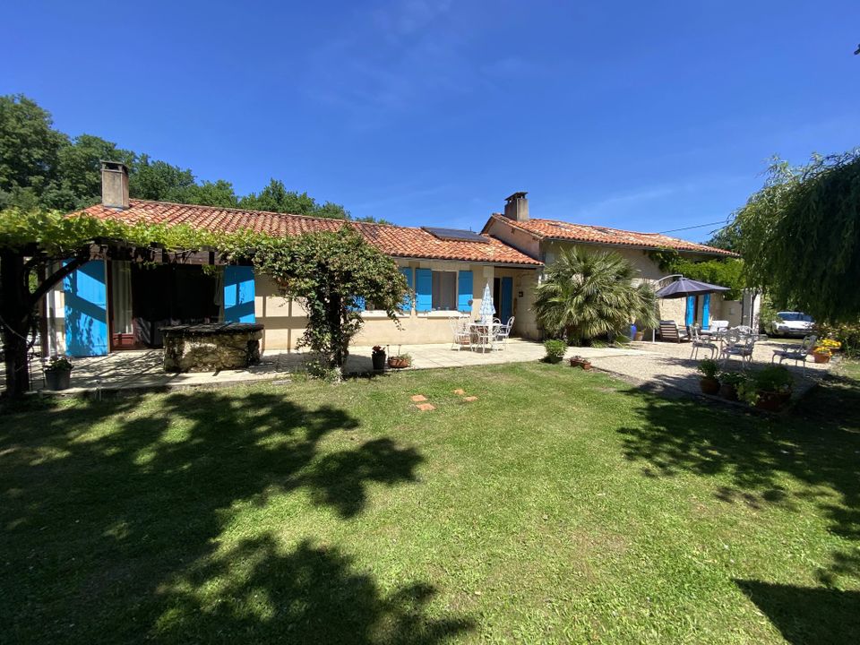 Villa i Saint-Privat-Des-Pres, Dordogne - foto 1