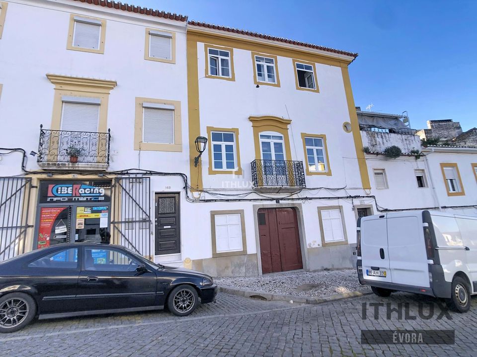 Erhvervsejendom i Elvas, Portalegre - foto 1