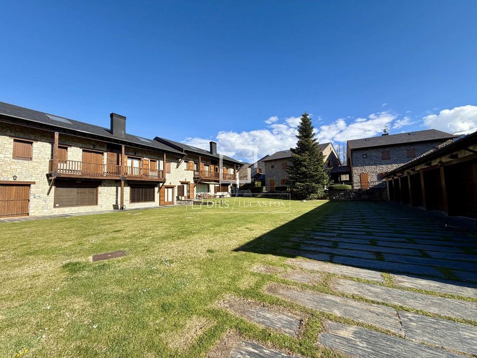 Villa i Fontanals De Cerdanya, Gerona - foto 2