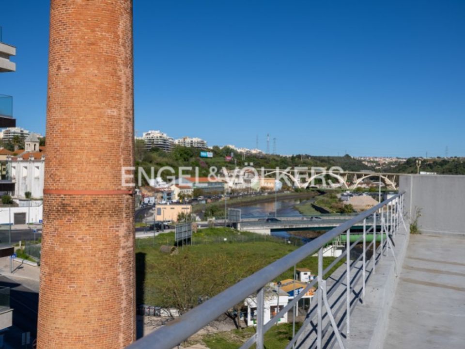 Erhvervsejendom i Sacavem, Lisbon - foto 4