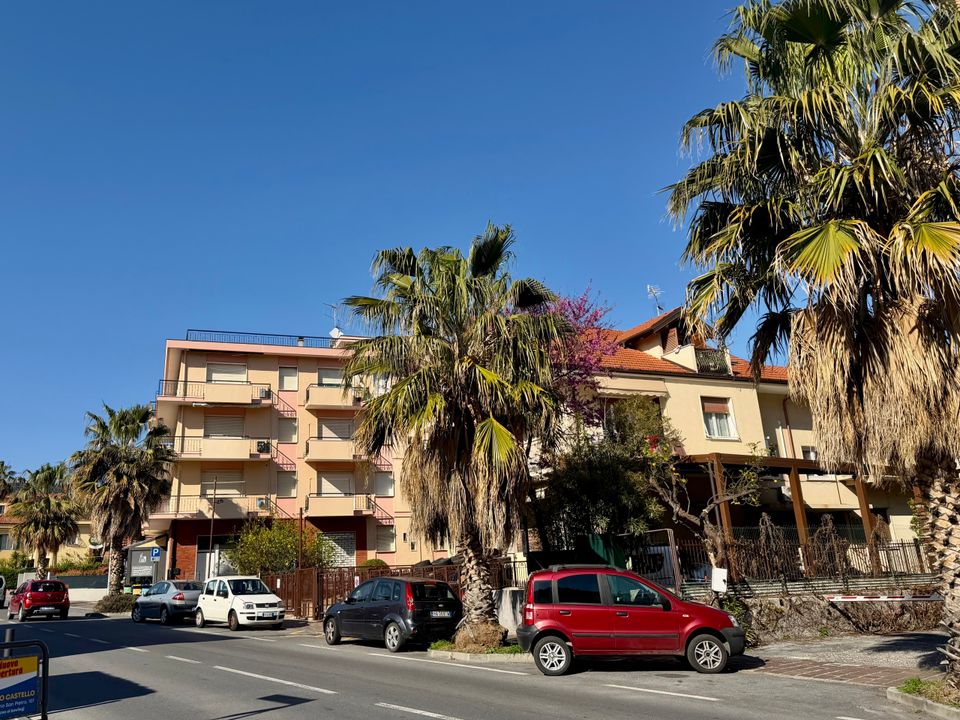 Lejlighed i San Bartolomeo al Mare, Imperia - foto 1