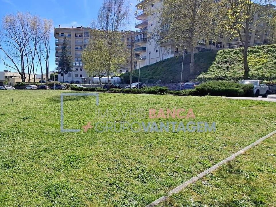 Helårsgrund i Viseu, Viseu - foto 1