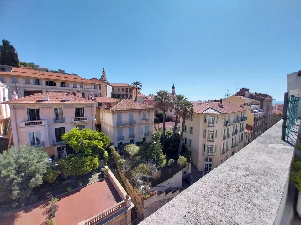 Lejlighed i Menton, Alpes-Maritimes - foto 1